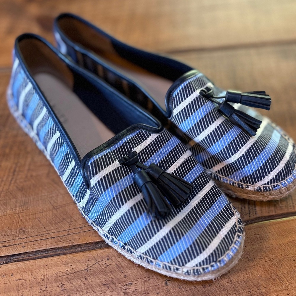 NWOB Talbots Womens Blue Striped Preppy Canvas Espadrilles Flats Nautical Size 8